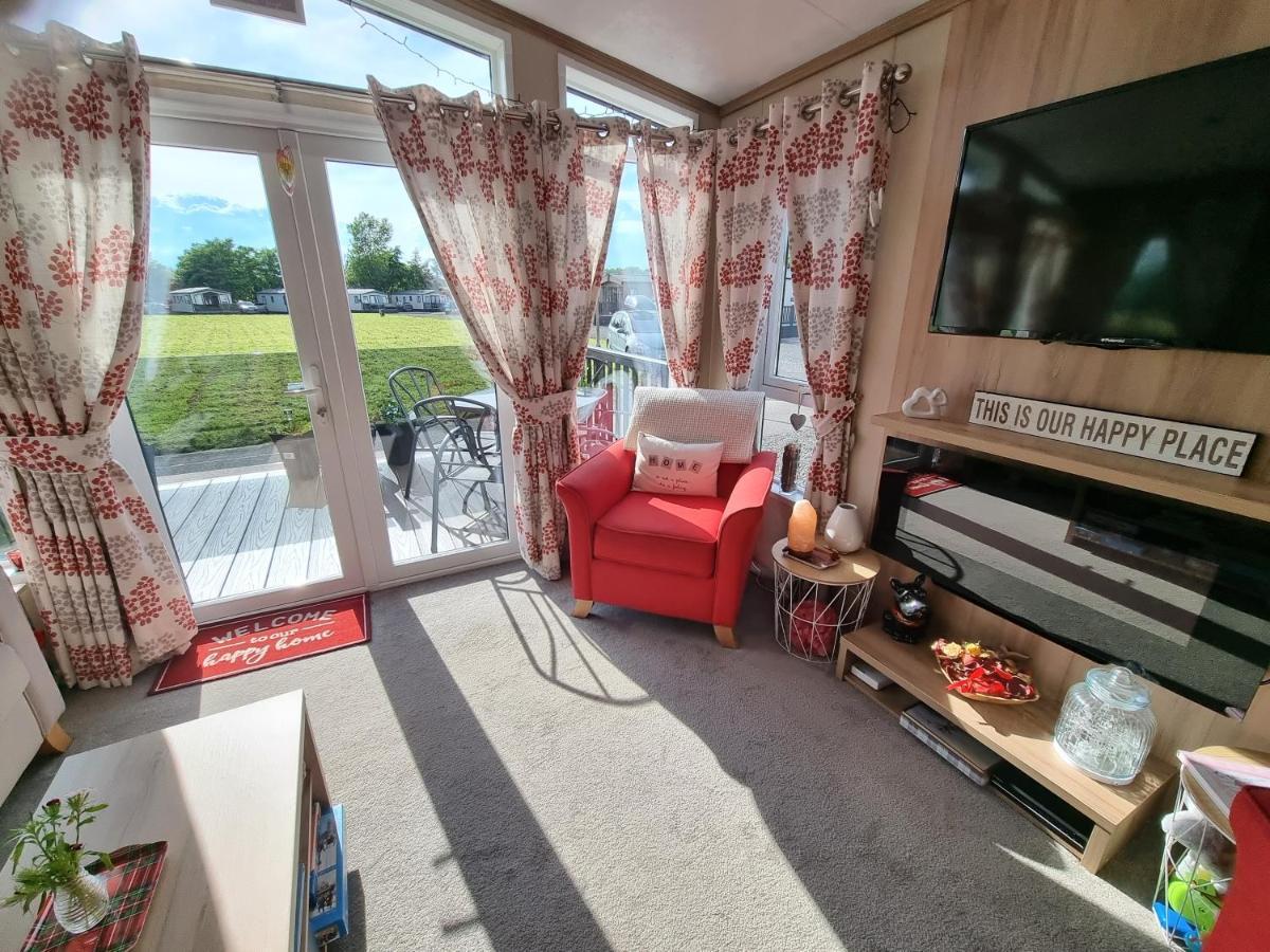 Kimadalyn Villa Forfar Buitenkant foto