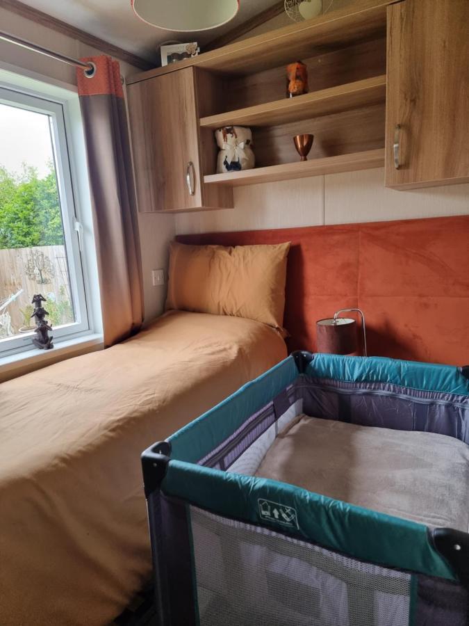 Kimadalyn Villa Forfar Buitenkant foto